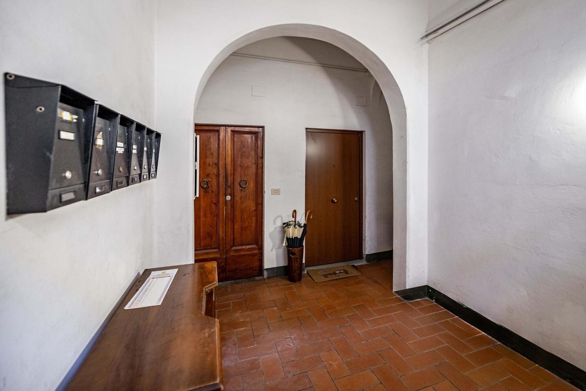 Roommo San Iacopino Florenţa Exterior foto